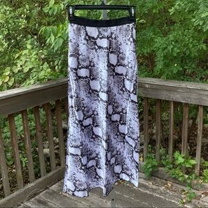 VS Pink x Knit riot snake print midi skirt
